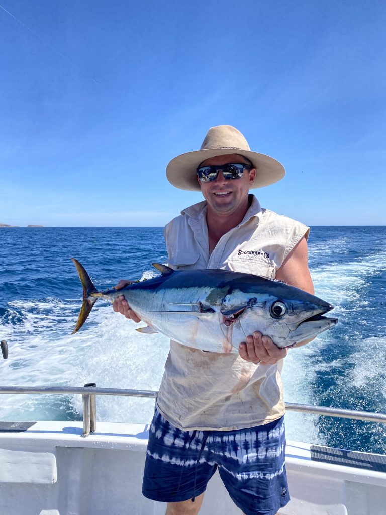 Reef Encounters client with tuna